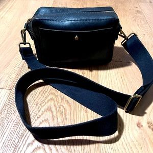Madewell transport camera bag
